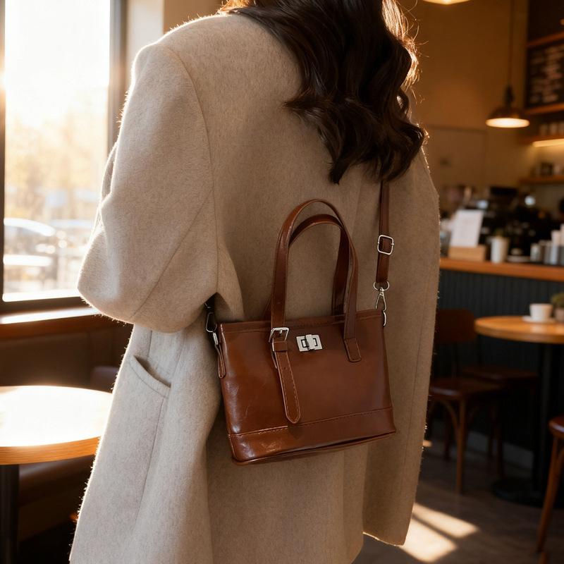 New High-end Niche Bag, Portable Bucket Bag, Fashionable and Simple, Trendy and Large Capacity, High-end Sense, Fashionable and Casual.