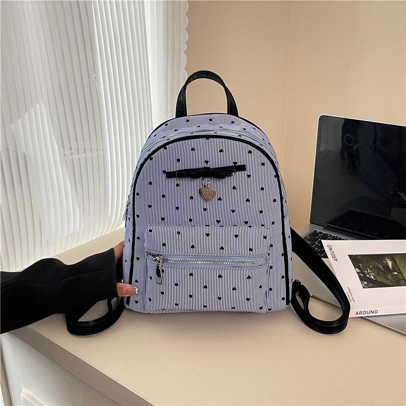 Cute and lightweight printed bear backpack versatile junior high school student simple schoolbag casual sweet backpack