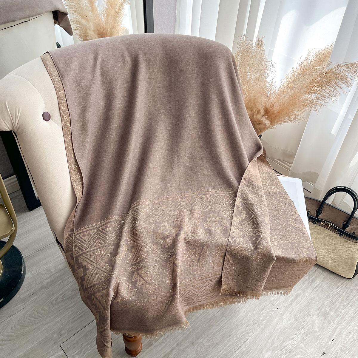

Elegant Ladies Muslim Hijab Golden Thread Long Scarf With Spring And Autumn Coldproof Scarf Decoration Shawl Wrap Headscarf W9456WW-