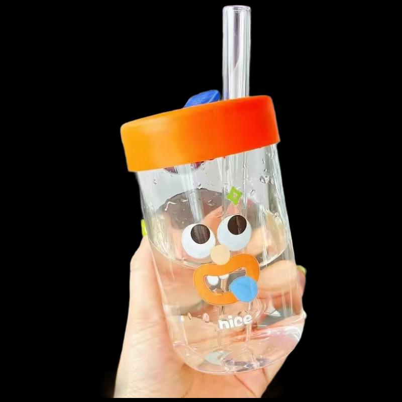 High Borosilicate Glass Tumbler with Silicone Lid and Straw