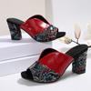 Sommer Neue Farbe Block High-Heel Sandalen Damen Runde Zehenpartie Offene Zehenpartie Ethnischer Stil Stickerei Blockabsatz Römisch Cool Drag