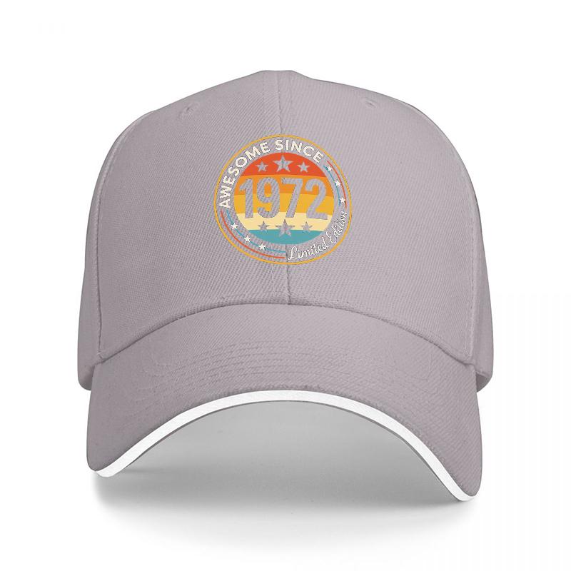 Úžasný od roku Limitovaná edice Baseballová čepice ve vintage stylu Klasický černý design s retro logem a bílými detaily