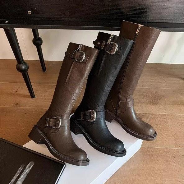 Retro brown thick heel boots women's autumn and winter new belt buckle knight boots western high boots