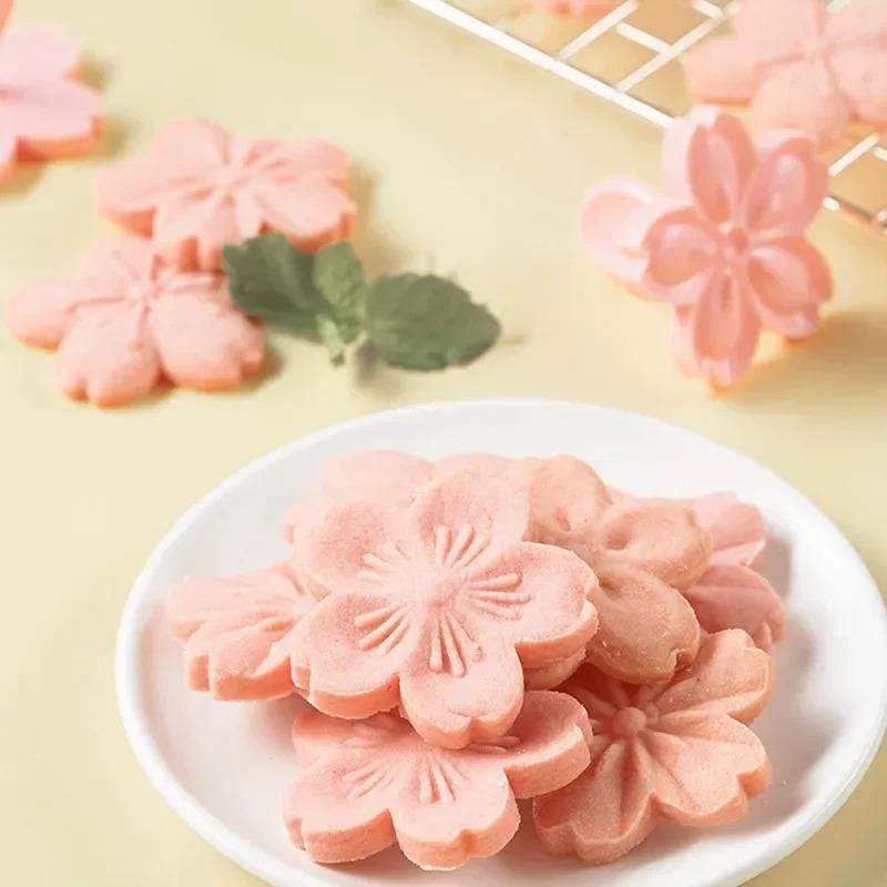 5 stk/sett Sakura Kakeform Stempel Kjeks Fondant Tranebærform Press BlomstPlast Bakeverktøy Bekvemmelighetsverktøy