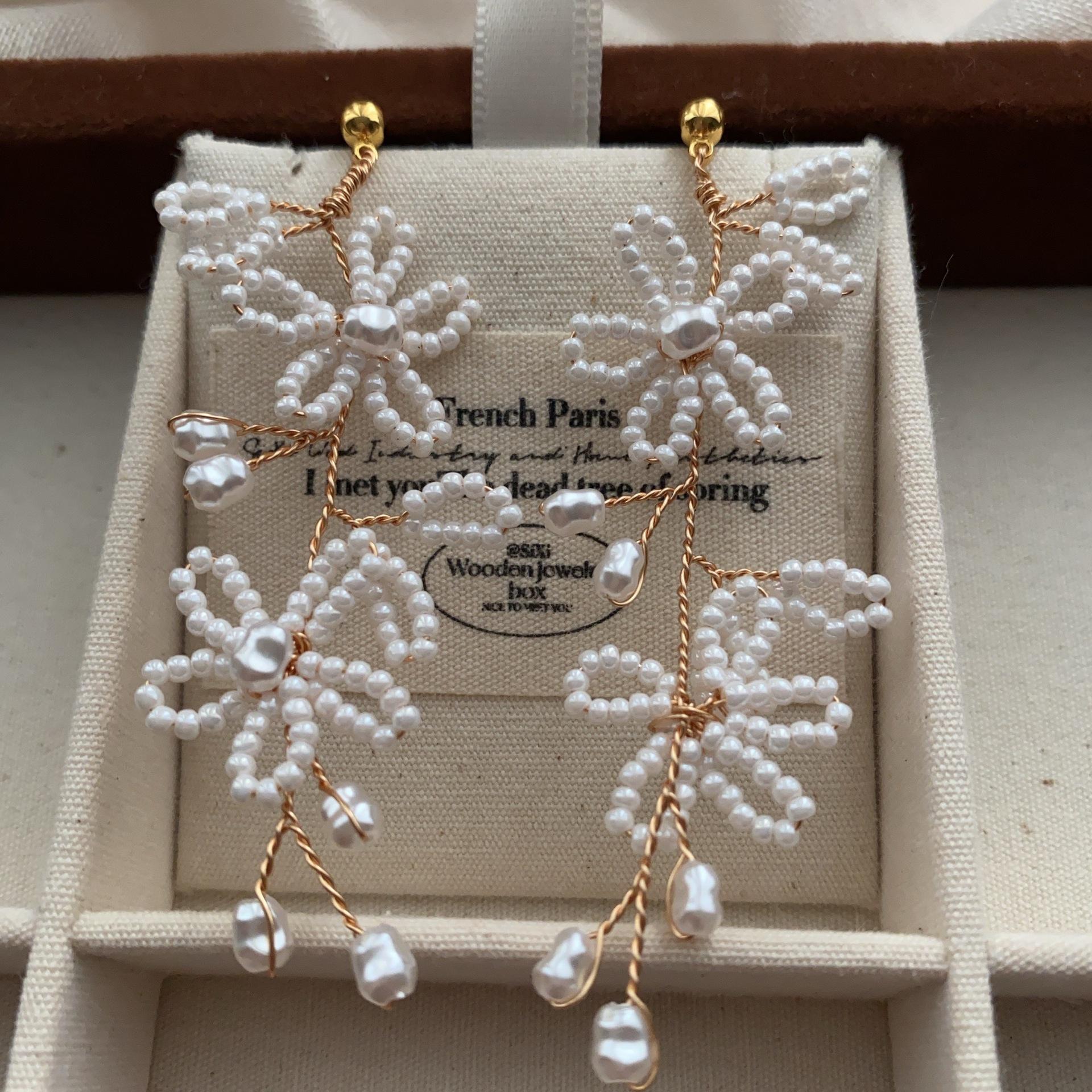 Customized pearl rice beads, flower beaded fringed earrings, earrings, fresh, elegant and natural temperament