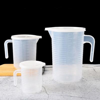 Large-capacity Graduated Measuring Cup Plastic Water Container Multi Size Scale Cup  Kitchen