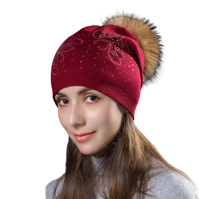 Women Winter Fur Raccoon Ball Warm Hot Diamond Hollow Butterfly Knitted Versatile Pullover Hat