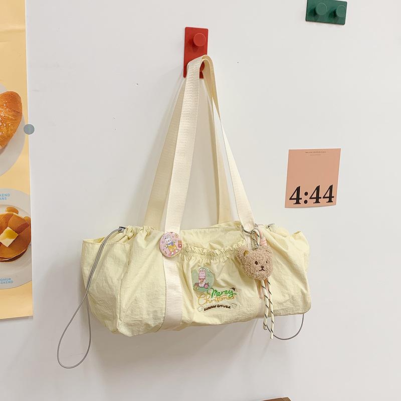 

2025 новая дорожная розовая сумка через плечо для девочки, новая сумка большой вместимости, повседневная универсальная сумка под мышкой для женщин