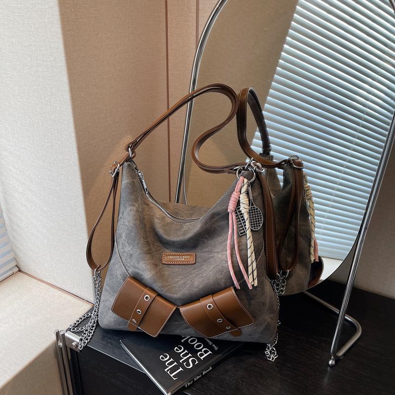 Commuter Tote Bag Women's Large-capacity New Niche Chain Single Shoulder Messenger Bag Multi-functional Backpack