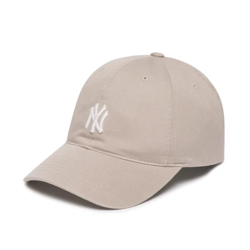 Common Rookie Unstructured Ball Cap New York Yankees (3ACP7701N-50BGS)
