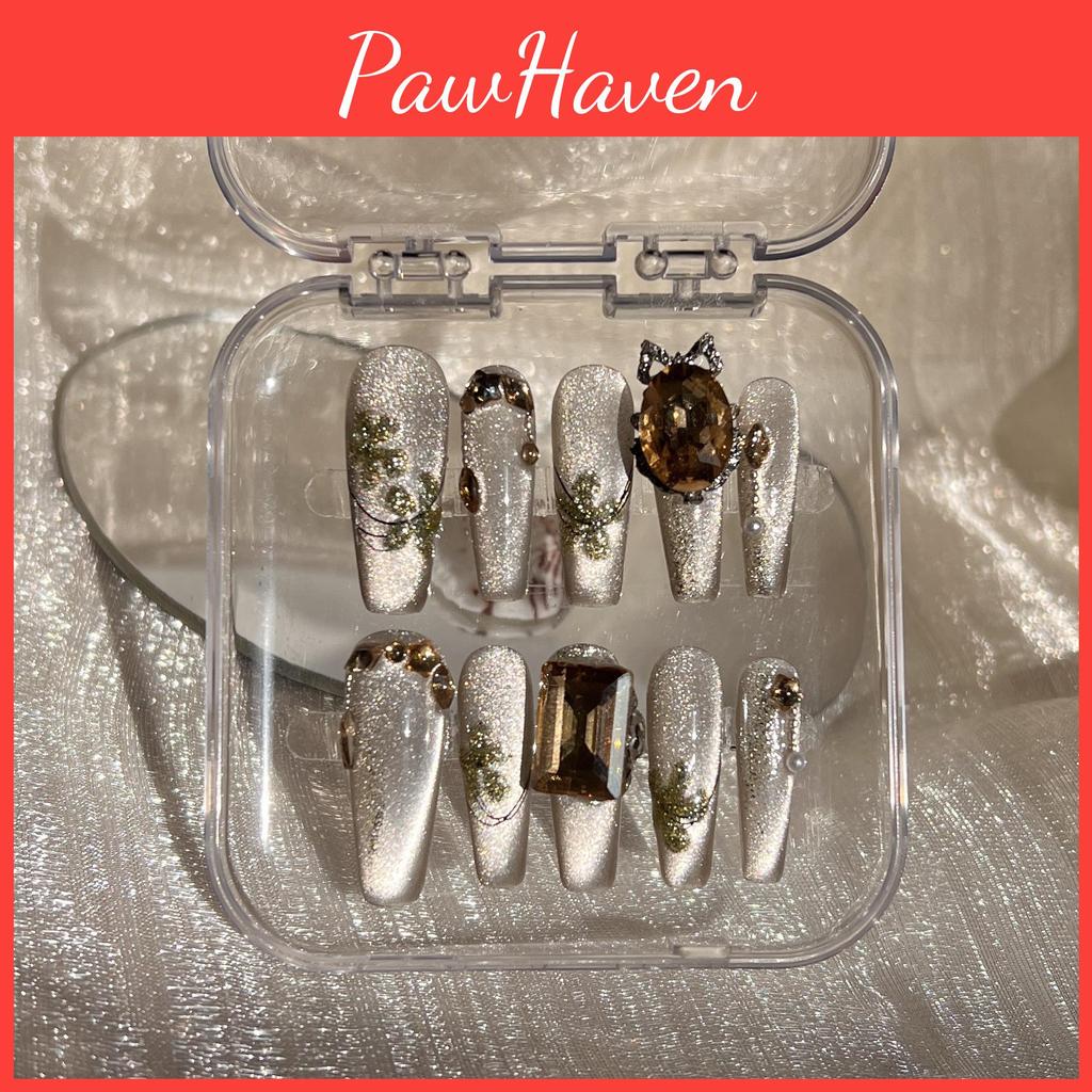 Glamorous And Eye-catching Nail Art For Fashionable Ladies