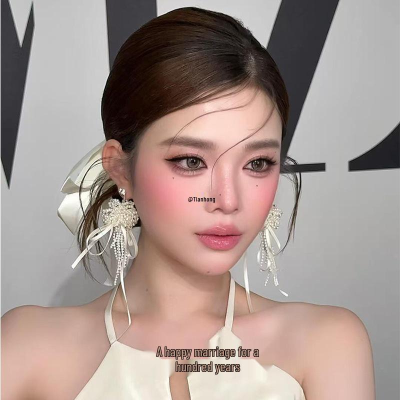 

Bridal Pearl Tassel Earrings: Forest Style Accessories for Morning Robe