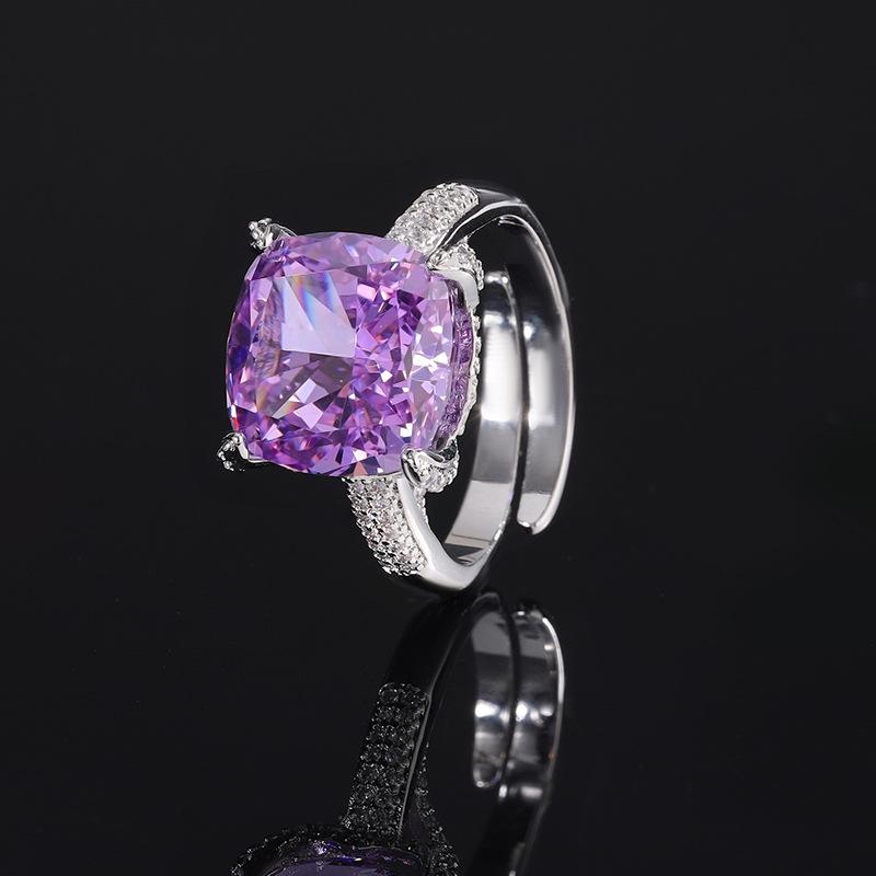 Bijoux d'automne et d'hiver Taille Fleur de Glace Diamant Haut Carbone Cuivre Incrusté Bague Carrée Princesse Simple Femme 12 * 12