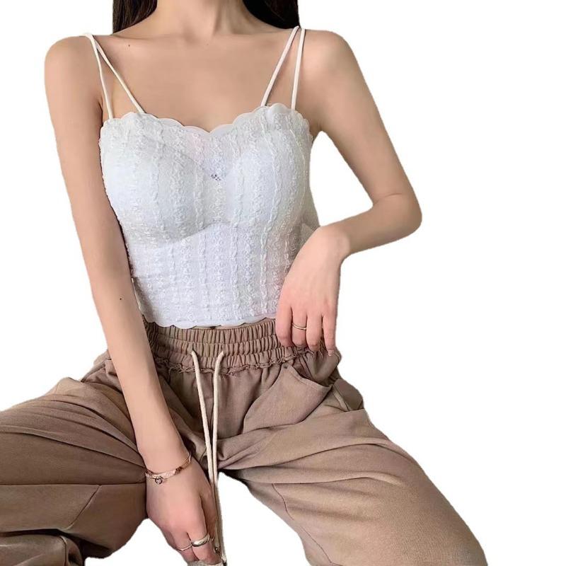 Tílko s odhalenými zády ve francouzském stylu