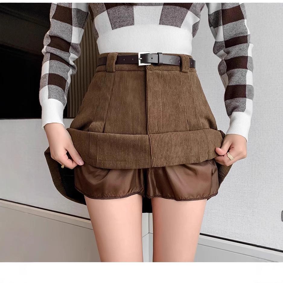 2024 Black High-Waisted Corduroy A-Line Pleated Mini Skirt - Retro Autumn Anti-Exposure Midi.