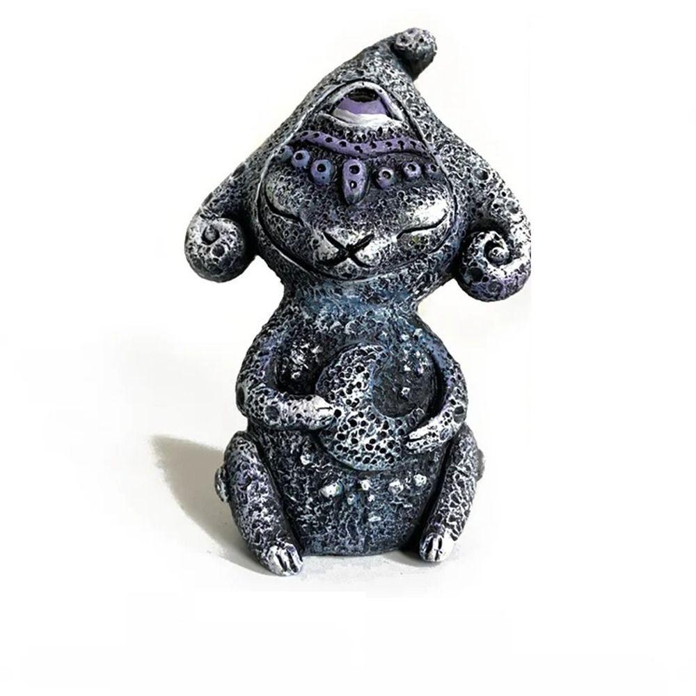 Room Decoration Three Eyes Alien Resin Statue Sculpture Crafts Funny Resin Ornaments  Garden