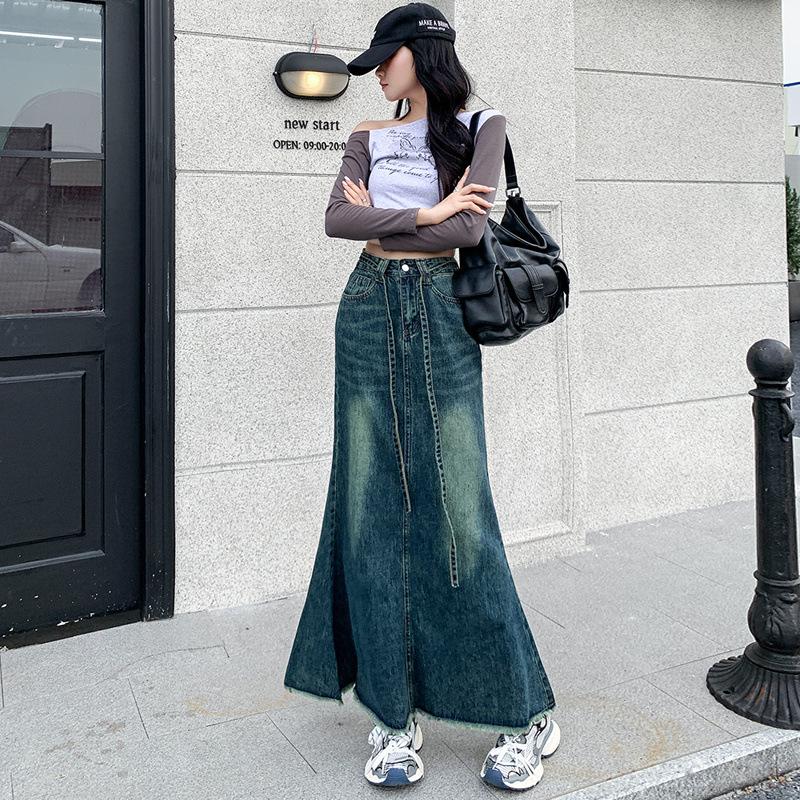 High-waisted Slim Denim Skirt for Women In Summer Thin New Burr Strap Design Hip Fishtail Skirt
