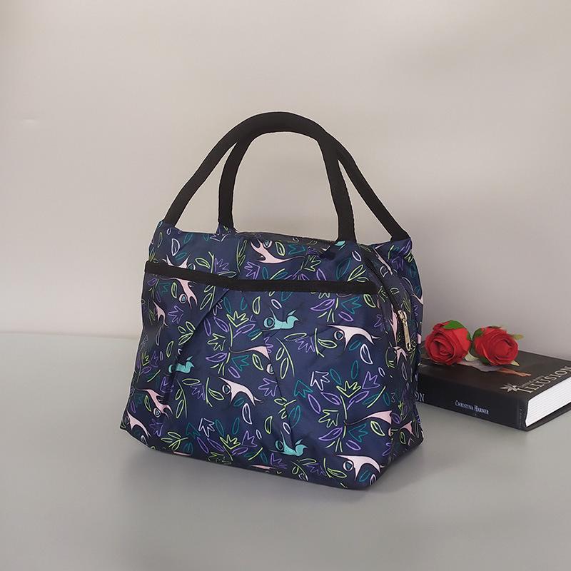 Waterproof Oxford Tote: Stylish Handbag for Middle-Aged Women - Perfect for Work and Outings