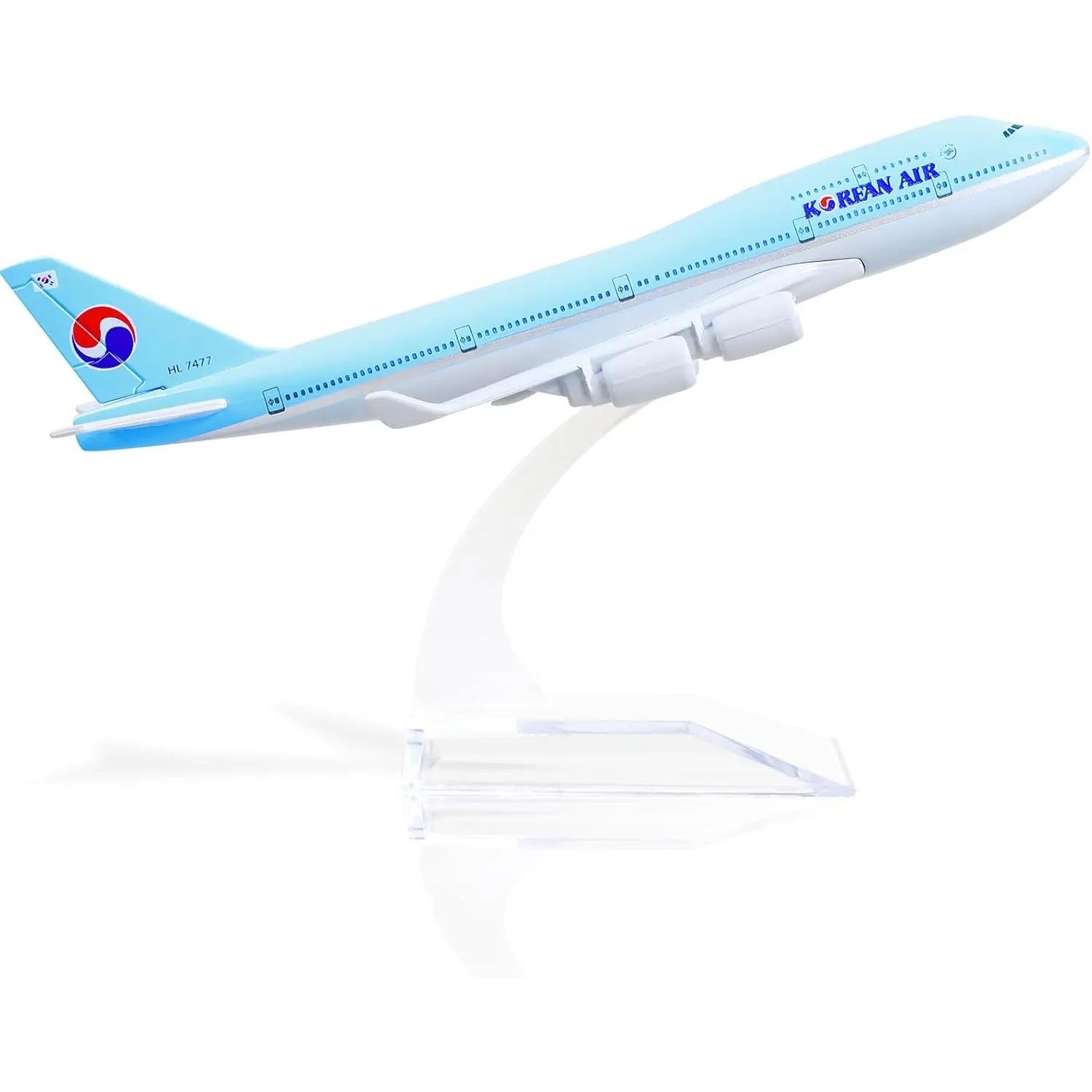 

16cm B747 Korean Model Airplane Kit Die-cast Metal Airplanes Model with Stand Airplane Wheel Toy for Boys Gift