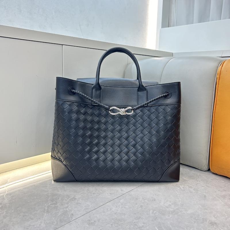 Cowhide Woven Large Bag, Silver Butterfly Buckle Portable Tote Bag, the Same Large-capacity Shoulder Messenger Bag for Men and Women