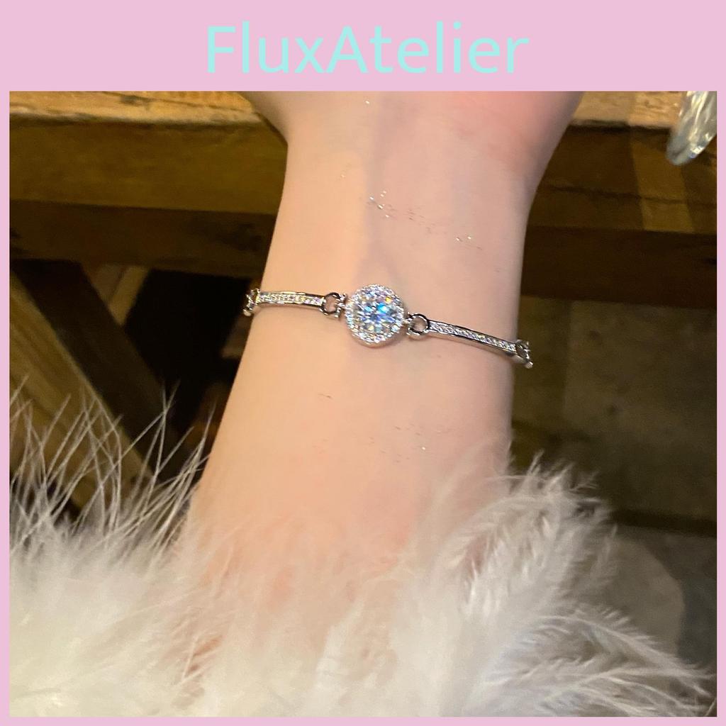 Fashionable Zircon Floral Bracelet In Gold Silver For Womens Casual And Formal Outfits