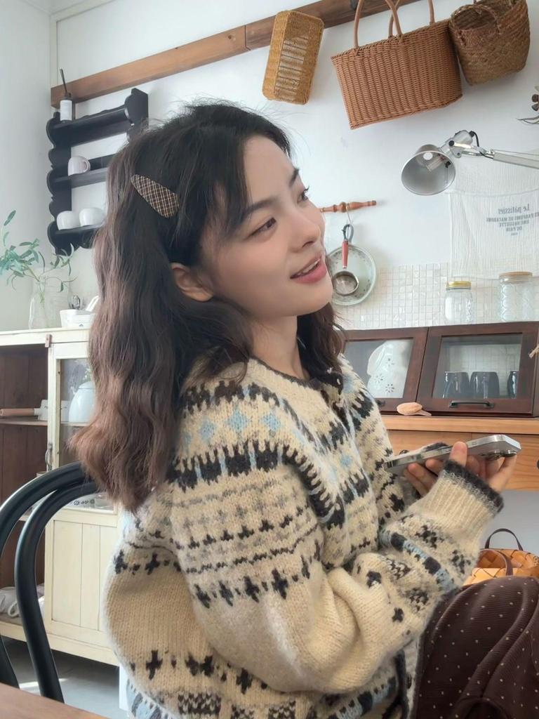 Luxury Retro Fair Isle Knit Cardigan – Women's Autumn/Winter Thickened Single-Breasted Sweater Coat