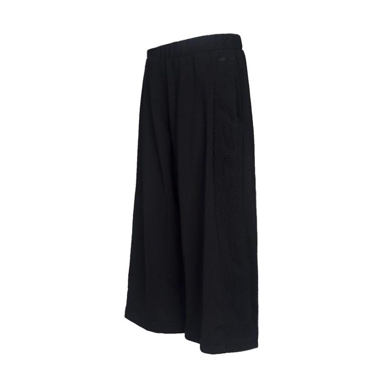 Adidas Neo Lifestyle Casual Series Fashion Versatile Comfortable Three-Quarter Casual Shorts Women Shorts Black CD6663