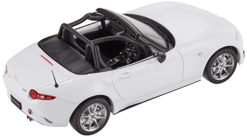 Mazda Roadster White Finished Product FIRST18 1/18 NR-A