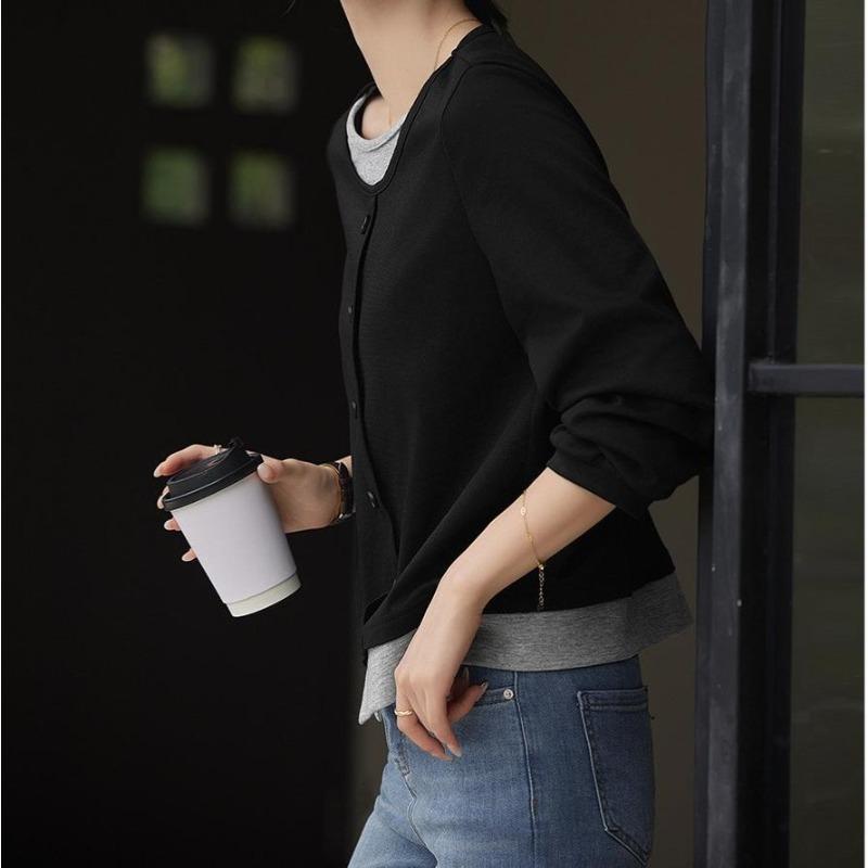 Minimalist Black Atmosphere Long-sleeved T-shirt for Women with Small Body Covering Flesh and Slit T-shirt