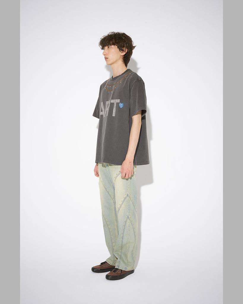 THEMUSEUMVISITOR Necklace Printed Pigment T-Shirt (Charcoal)