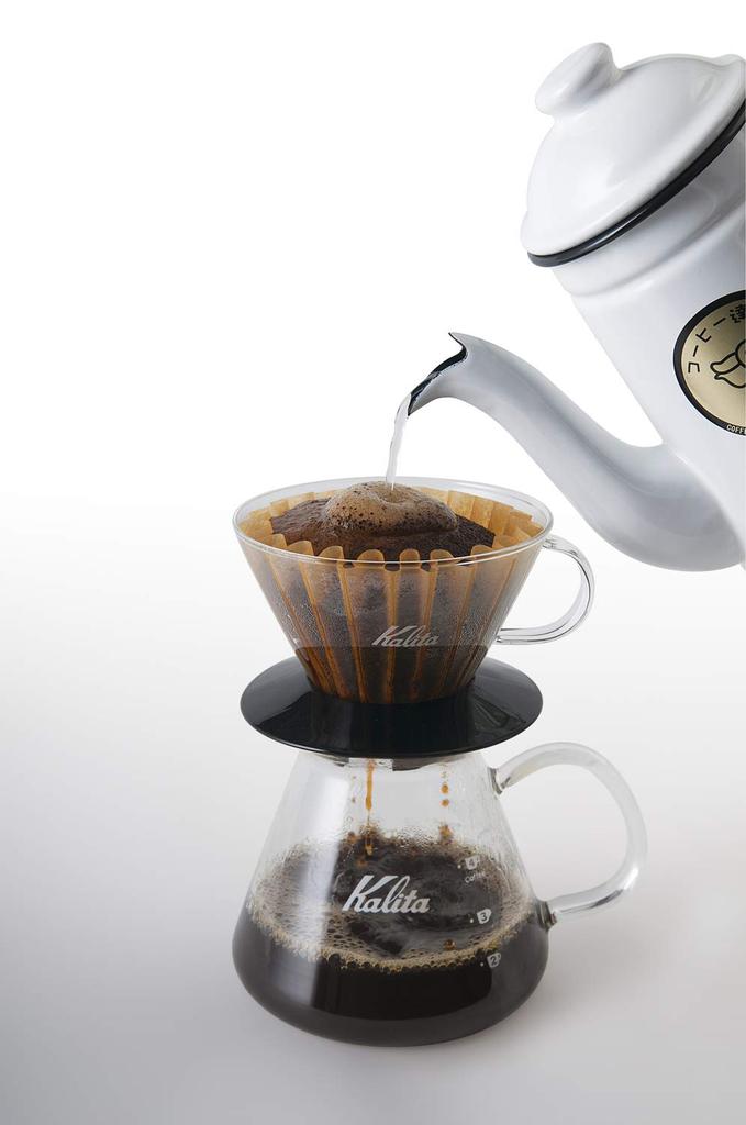 Kalita Wave Series Glass Coffee Dripper, 185mm, for 2-4 People, Perfect for Drip Brewing In Coffee Shops, Cafes, Outdoor Activities, and Camping