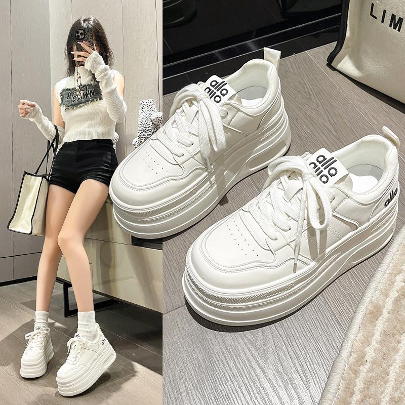 Little White Shoes Women's 2025 Spring and Summer New Popular Versatile This Year's Popular Thick-soled Mesh Casual Inner Height-increasing Board Sho