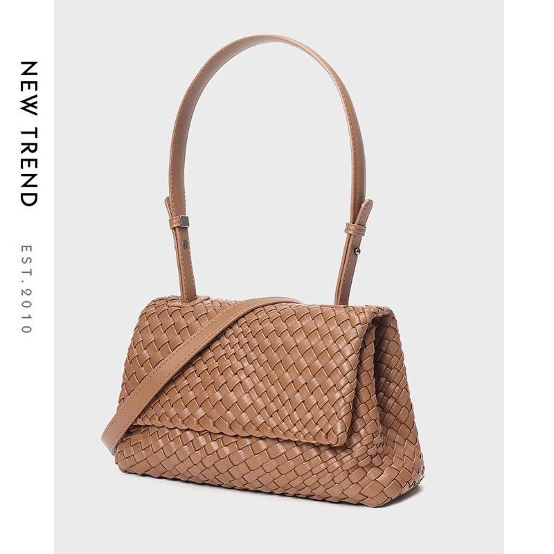 

Design Fashion Casual Hand Carry Women s Bag Versatile Small Fresh Texture Shoulder Underarm Bag Handwoven Bag Handheld бордовый