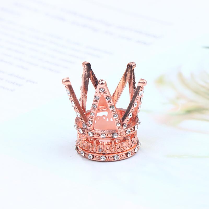 

1:12 Dollhouse Miniature Gold Silver Bronze Mini Metal Alloy Crown Models Retro European Style Crown Headwear Dolls Accessories