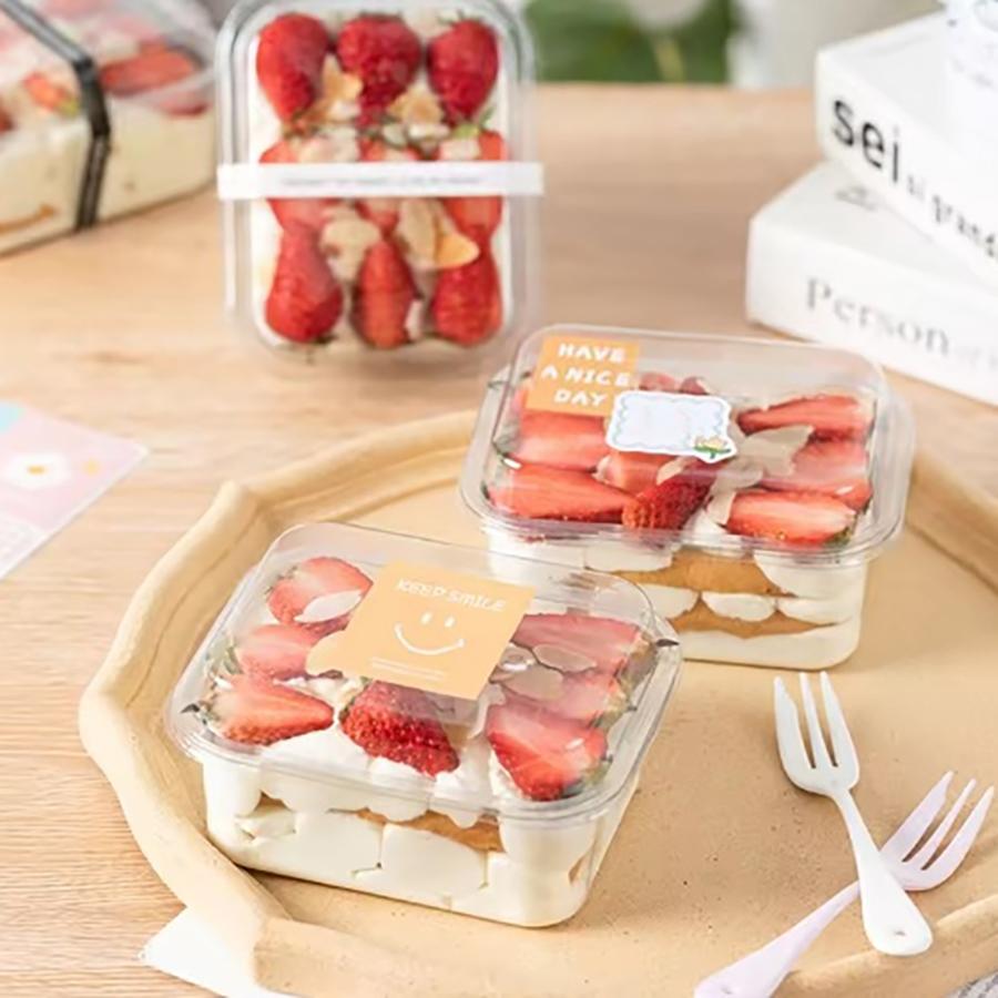 Rectangle Plastic Cake Box with Lid 50Packs Transparent Cake Cups Tiramisu Dessert Cake Packaging Box with Lid Wedding Party