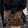 Large capacity retro shoulder tote bag autumn new commuter oblique span bag portable underarm bag