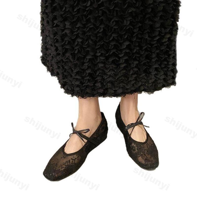 Fashion Summer Women Ballet Flats Shoes Hollow Lace Non Slip Fashion 2025 New Bow Women Shoes Mesh Breathable Female Mary Jane Sandals