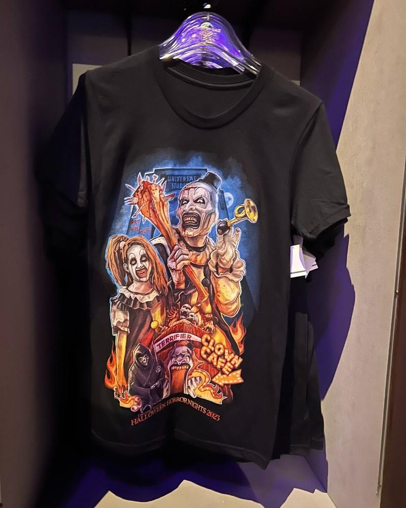 

Universal Studios Halloween Horror Nights 2025 Scare Zone Horror Shirt Reprint Unisex T-Shirt S