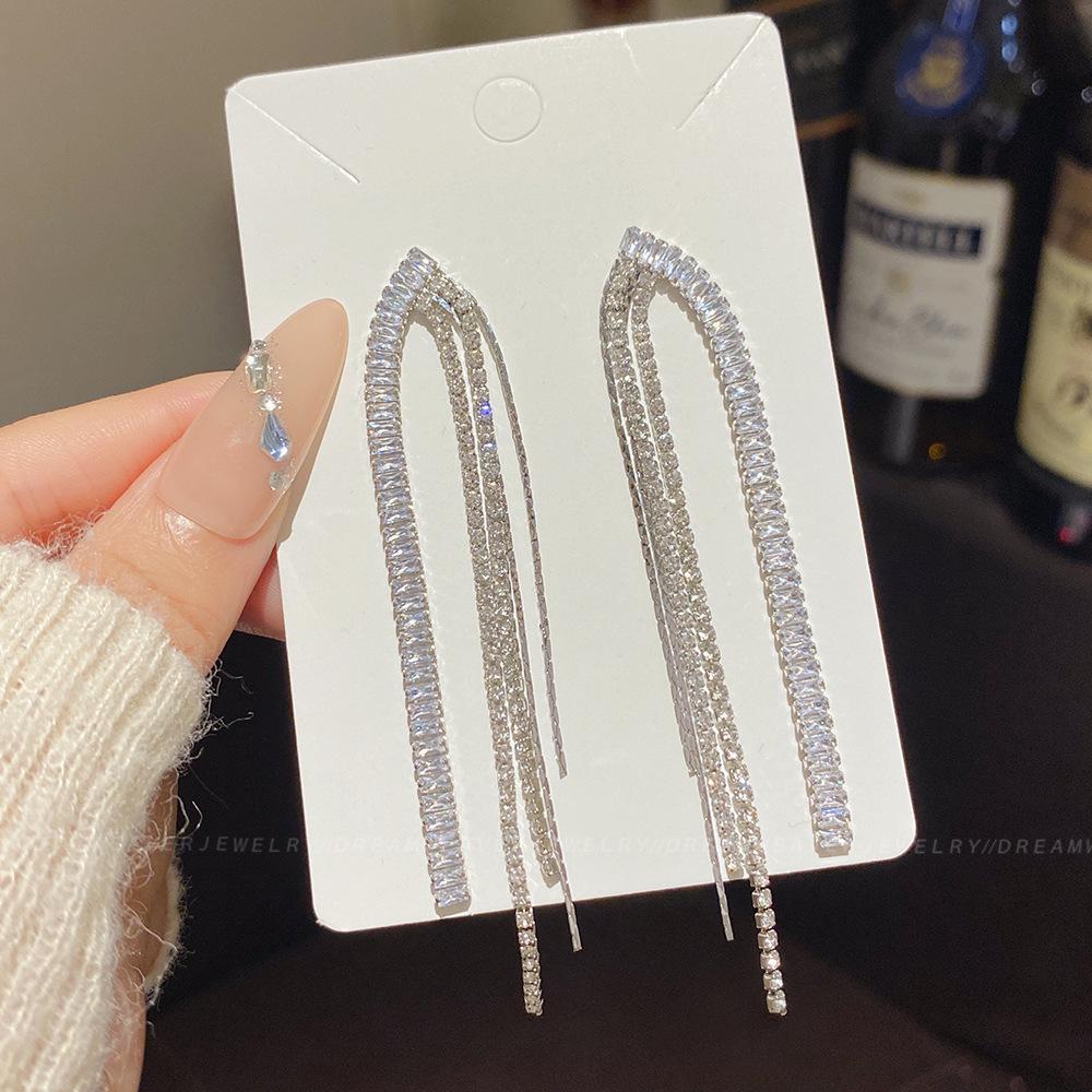 925 Sterling Silver Full Diamond Tassel Earrings – High-End European & American Style, Super Shiny, Luxurious Ear Jewelry for Women.