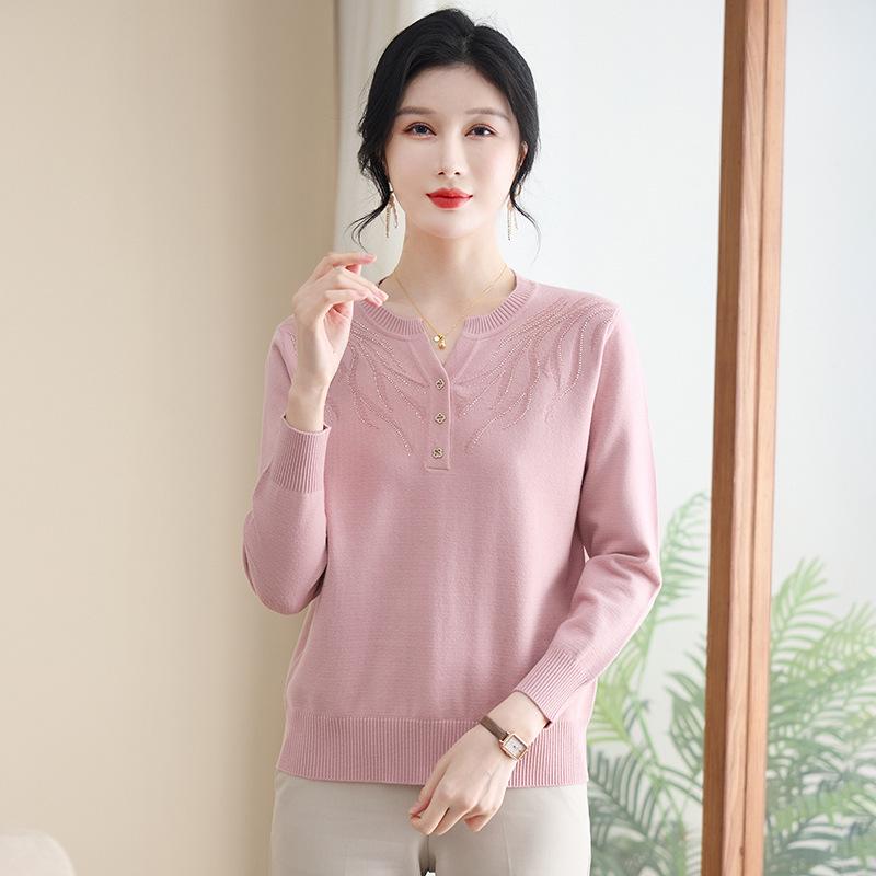 2025 Spring & Autumn Knitted Sweater for Middle-Aged Women: Loose, Round Neck Pullover for Ages 50s-60s