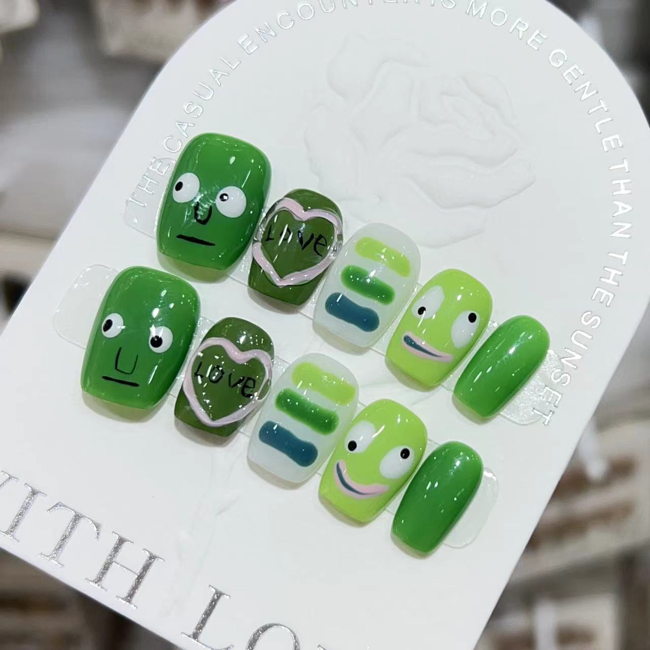 

Безумный первобытный человек в доспехах Короткие доспехи Альтернативный Персонализированный Рисованный от руки Мультяшный маникюр Высококлассный Японский Large L