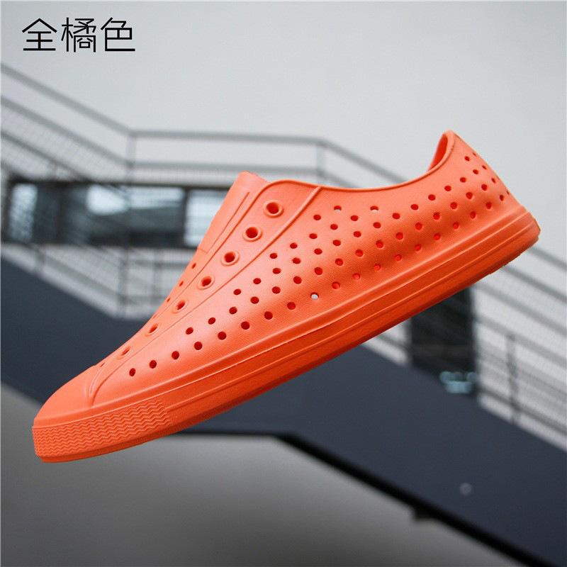 New Unisex Summer Sandals EVA Outdoor Beach Sports Sandals Fashion Versatile Slippers Lightweight Non-slip Hollow Couple Sandals