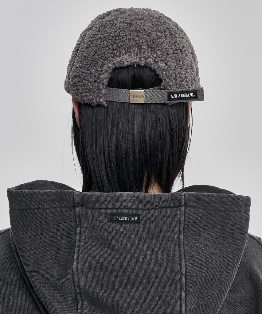 AJOBYAJO Arch Logo Fleece Cap [Grey]
