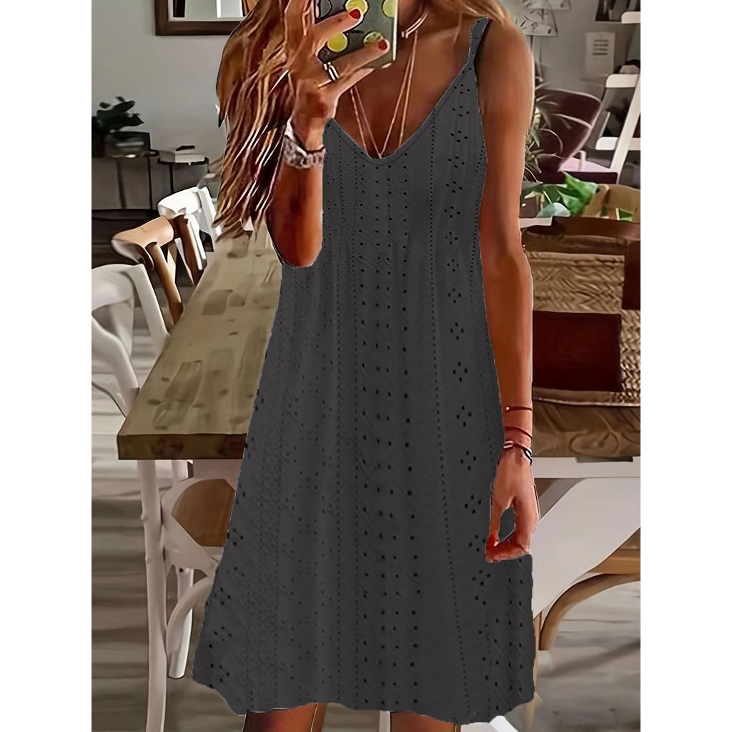 Europe and The United States Plus Size Women's Summer Cutout Jacquard V-Neck Strap Solid Color Dress