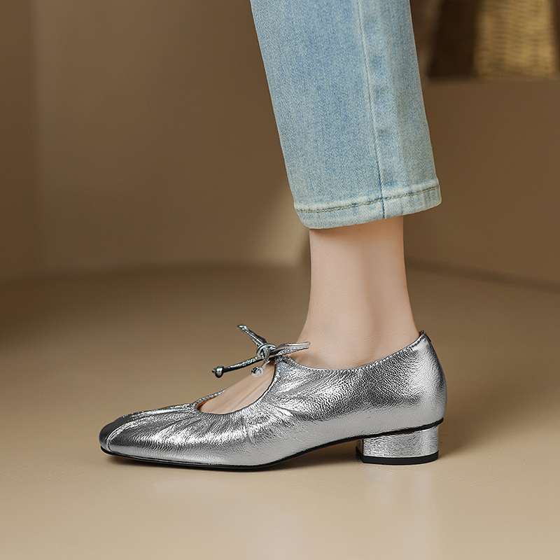 

Krazing Pot Sheep Skin Summer Spring Autumn Low Heels Women Round Toe Butterfly-knot Decoration Shallow Pumps 34 серебряный