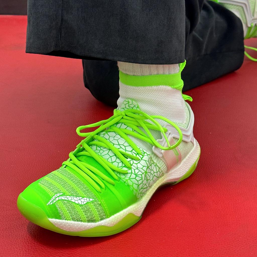 Li Ning Roar 2 Cushioning Support High top Badminton Shoes Unisex Neon Tender Green/Standard White AYAQ011-3 /