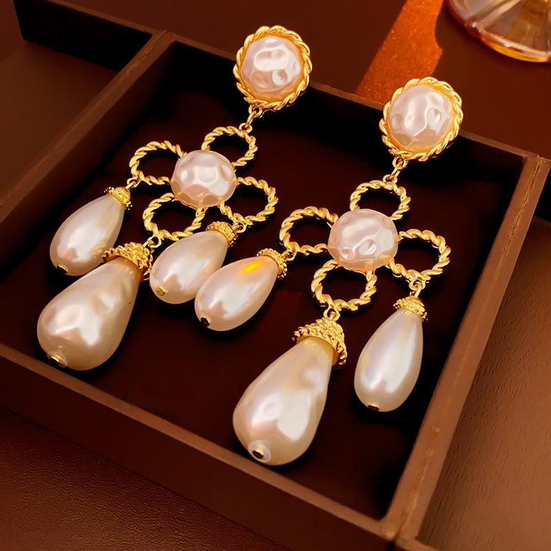 Zinc Alloy Needle Water Drop Pearl Flower Tassel Earrings for Women French Vintage Palace Style Drop Earrings Vintage Zircon