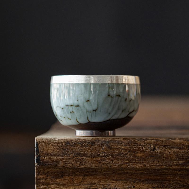 

120ml Gilded Ceramic Tea Cup with Ice Crack Glaze Creative Kung Fu Tea Set Style A