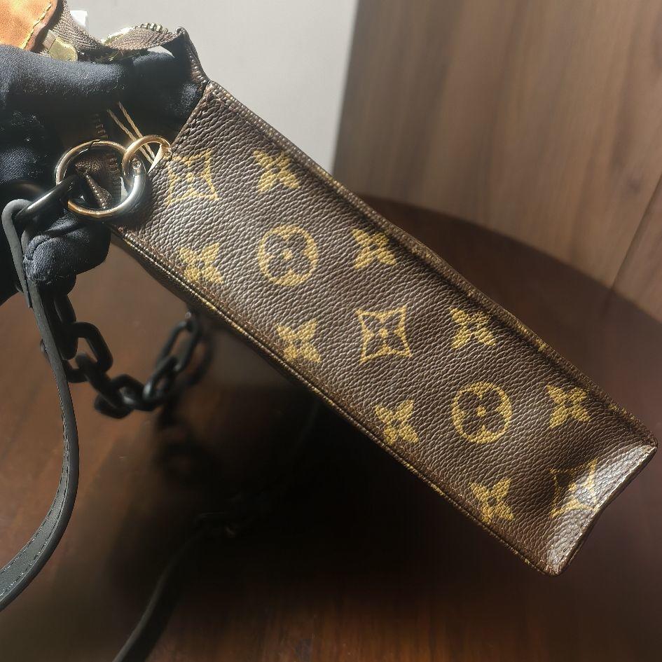[Pre-Owned] Louis Vuitton Poche Toilette Gm 'Brown Monogram Canvas' - Good #EJCL1V