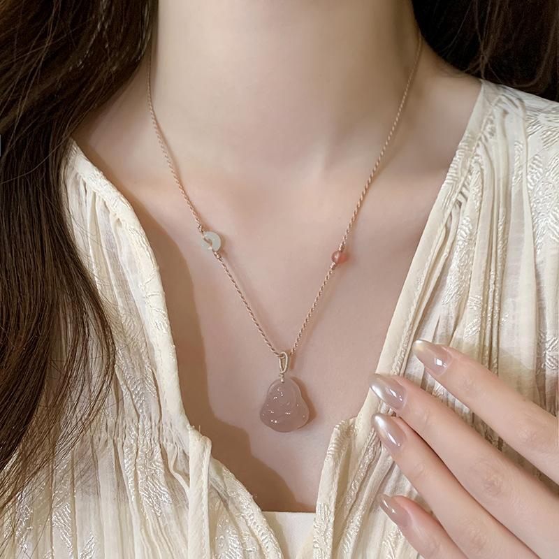 Natural Chalcedony Buddha Necklace Light Luxury New Chinese Collarbone Chain Temperament Sweet Versatile Jewelry